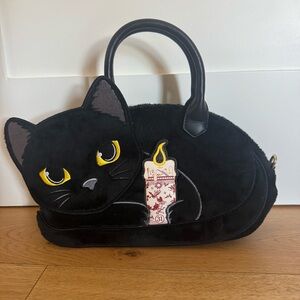 Loungefly Disney Black Hocus Pocus Binx Holding Candle Cross Body Bag Handbag